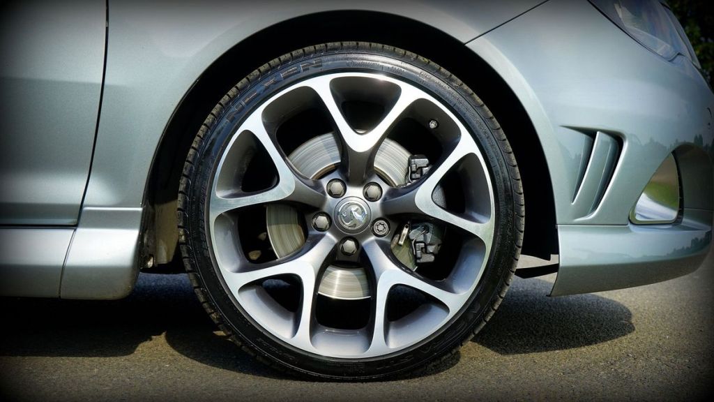 ¿Dónde comprar llantas Bridgestone con Grupo&nbsp;Llasa?