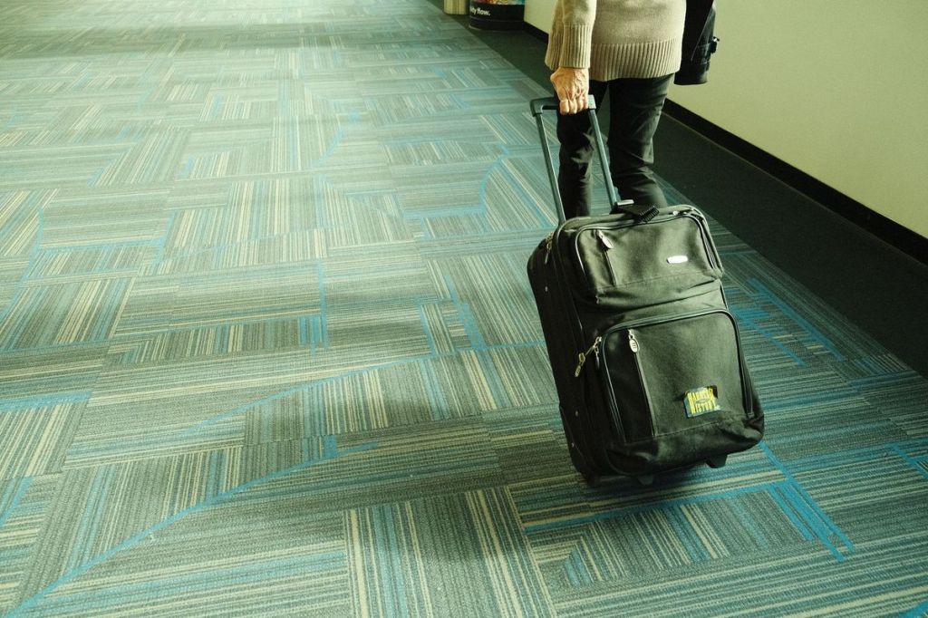 Cómo prepararte para viajar en un vuelo&nbsp;nocturno